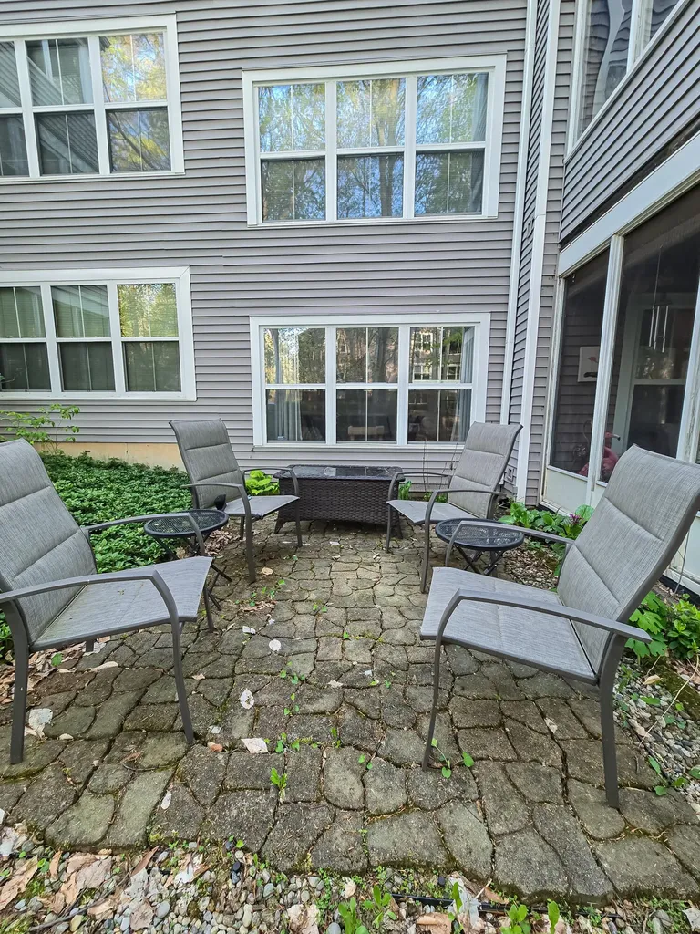 3360 Pine Meadow Drive SE Kentwood City MI 49512