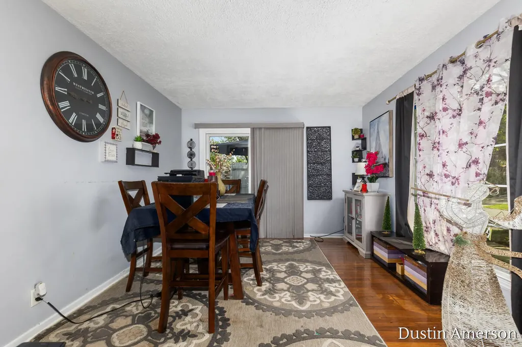 1411 Lewison Avenue NE Grand Rapids City MI 49505