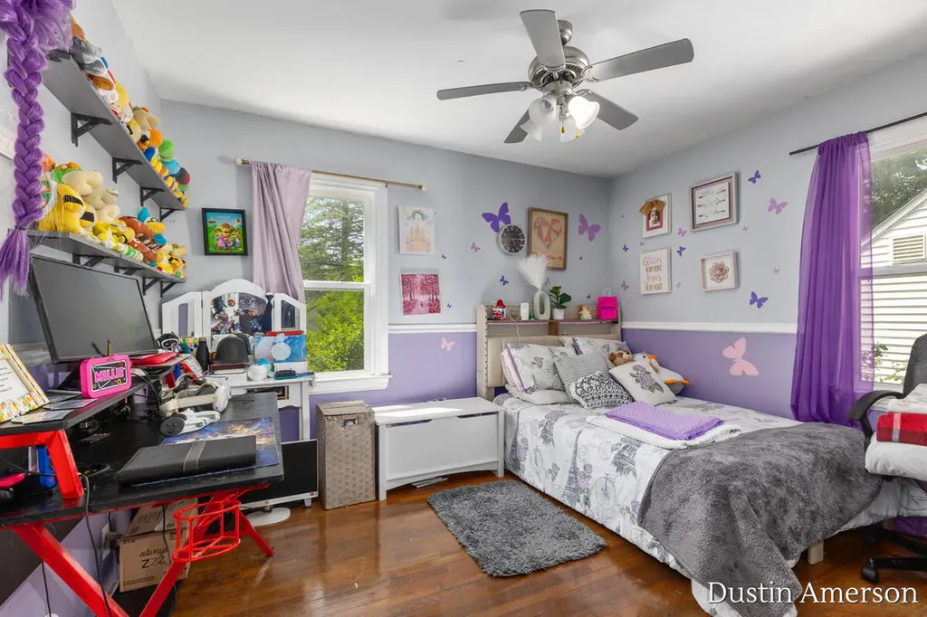 1411 Lewison Avenue NE Grand Rapids City MI 49505