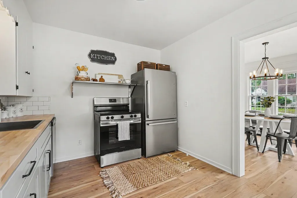 1724 Rossman Avenue SE Grand Rapids City MI 49507