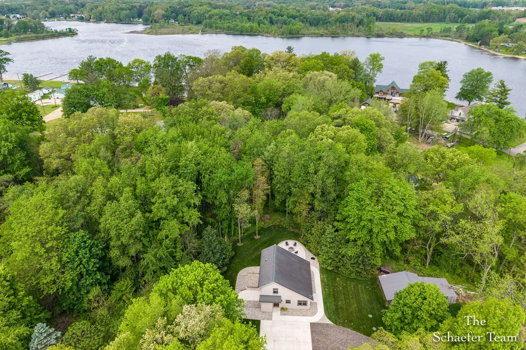 2453 N Bachman Road Carlton Township MI 49058