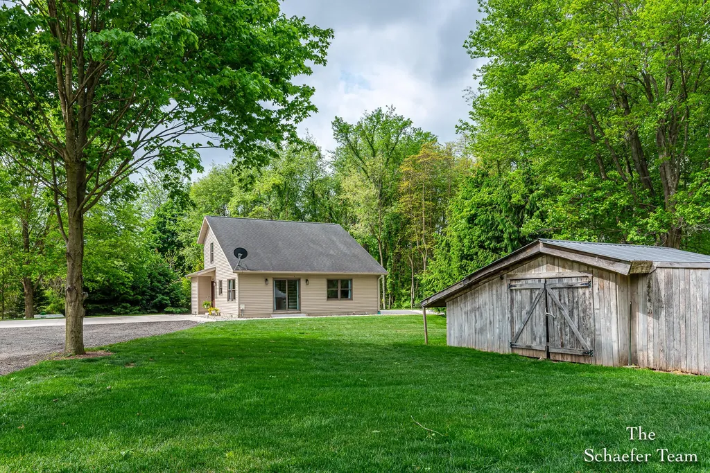 2453 N Bachman Road Carlton Township MI 49058
