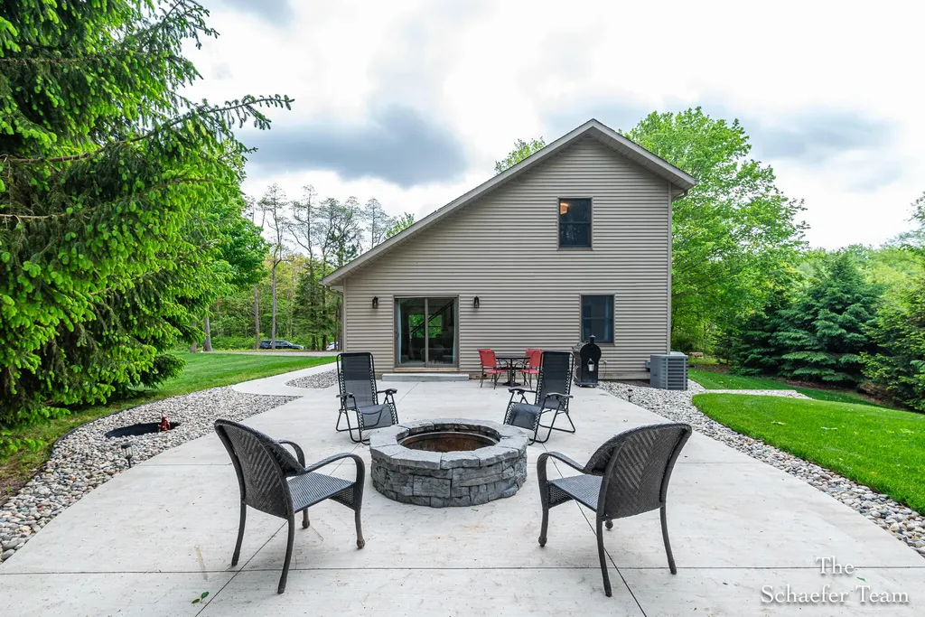 2453 N Bachman Road Carlton Township MI 49058