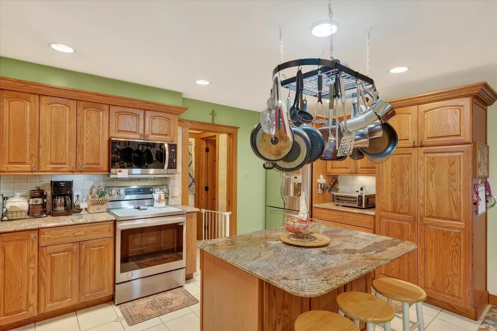 12623 Greenhill Drive Grand Blanc City MI 48439