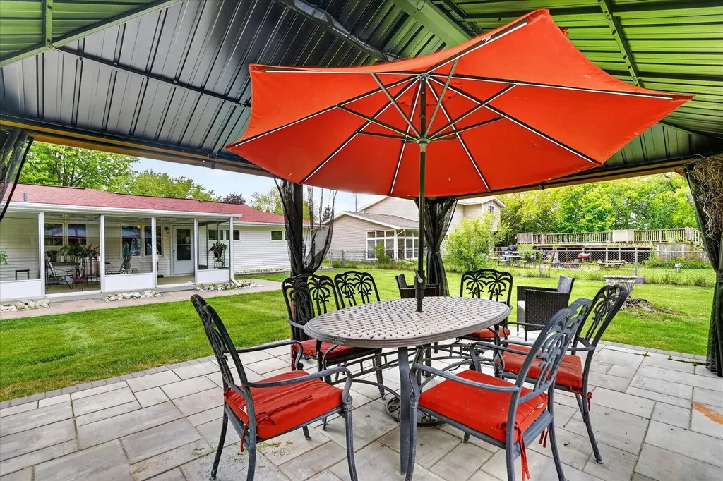 12623 Greenhill Drive Grand Blanc City MI 48439