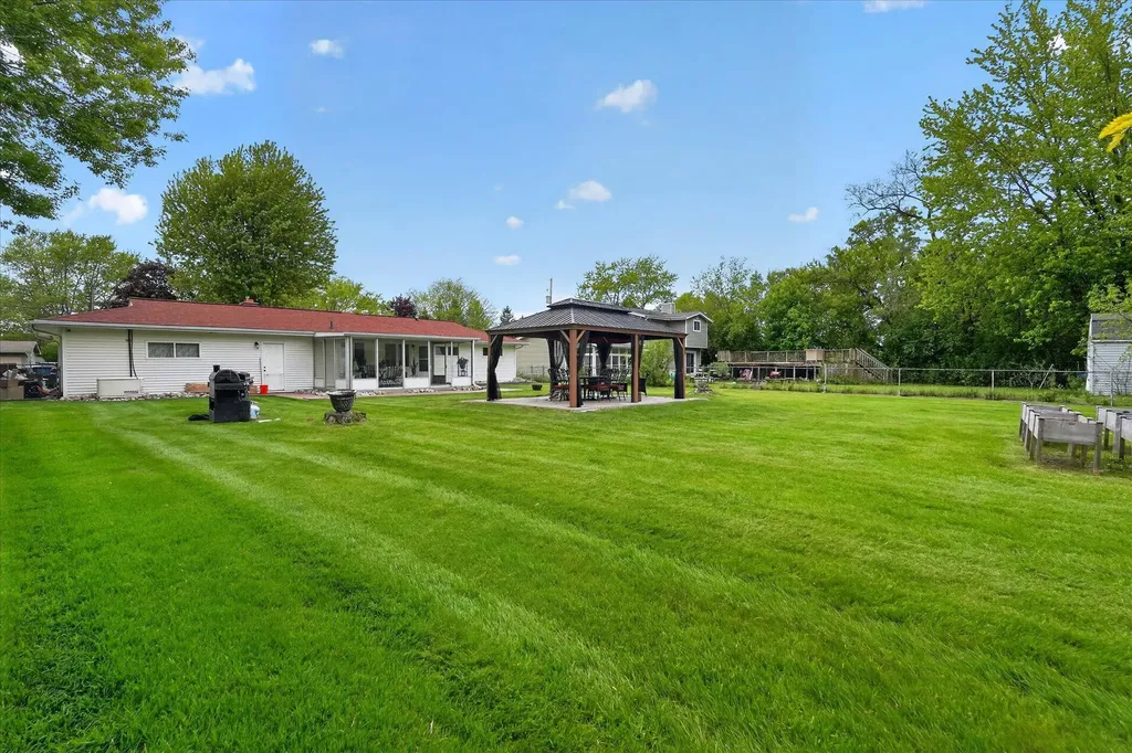 12623 Greenhill Drive Grand Blanc City MI 48439