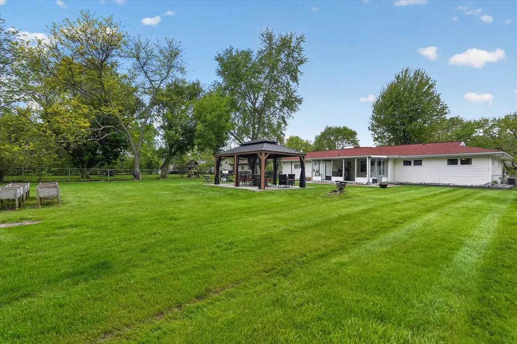 12623 Greenhill Drive Grand Blanc City MI 48439