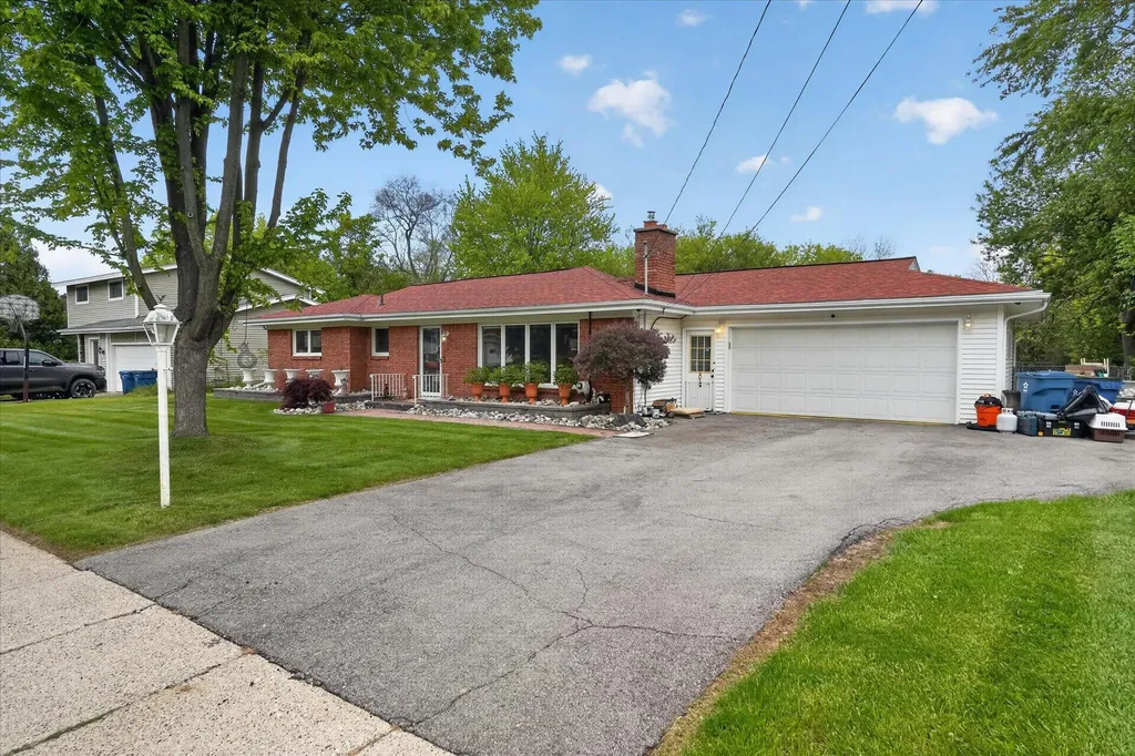 12623 Greenhill Drive Grand Blanc City MI 48439