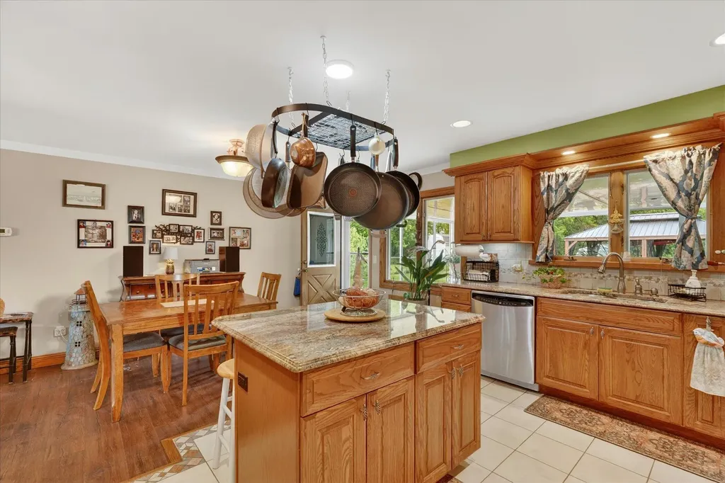 12623 Greenhill Drive Grand Blanc City MI 48439