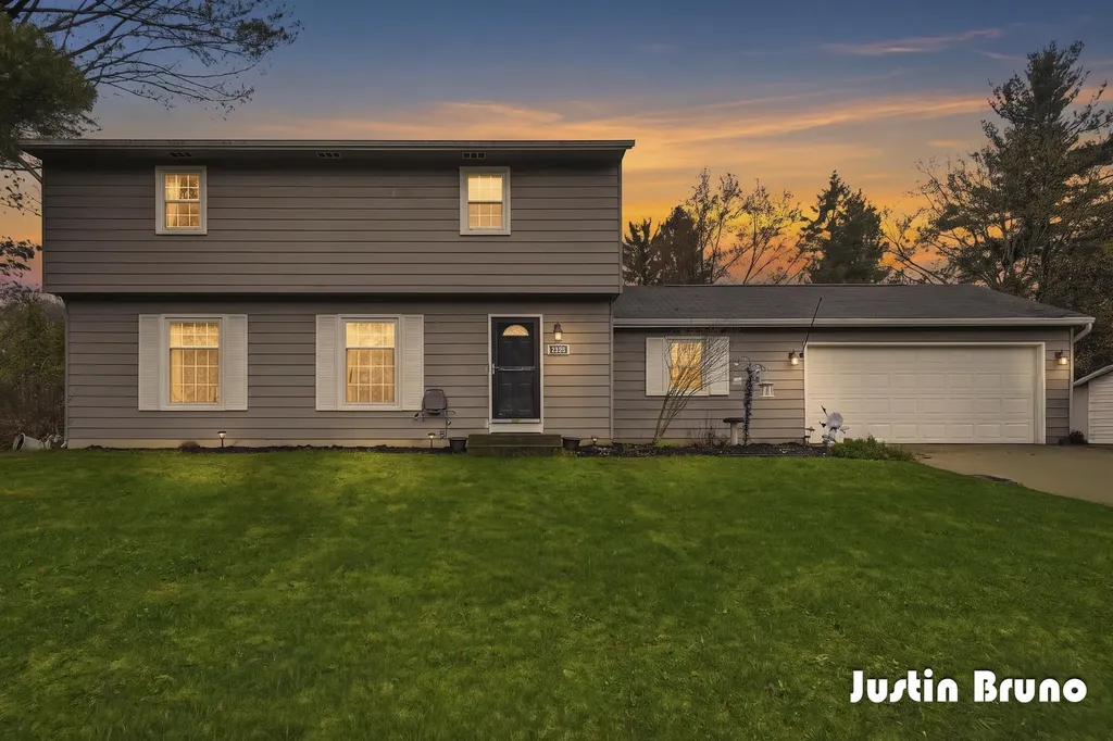 6866 Adaside Drive SE Ada Township MI 49301