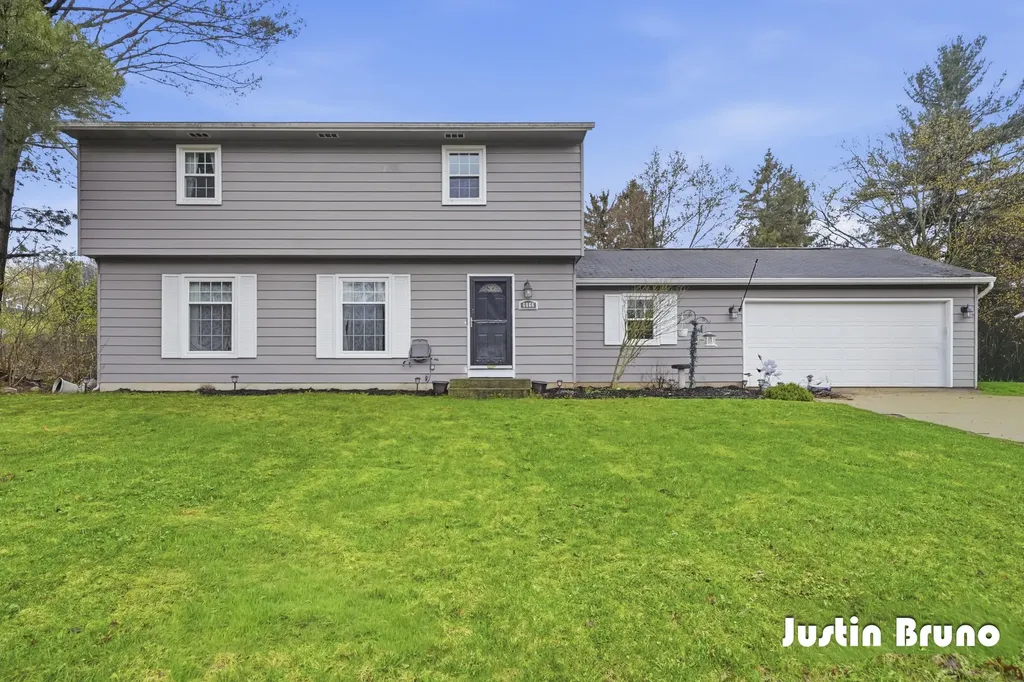 6866 Adaside Drive SE Ada Township MI 49301