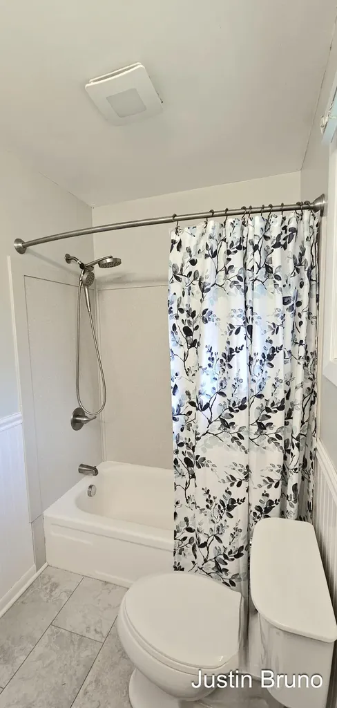 6866 Adaside Drive SE Ada Township MI 49301