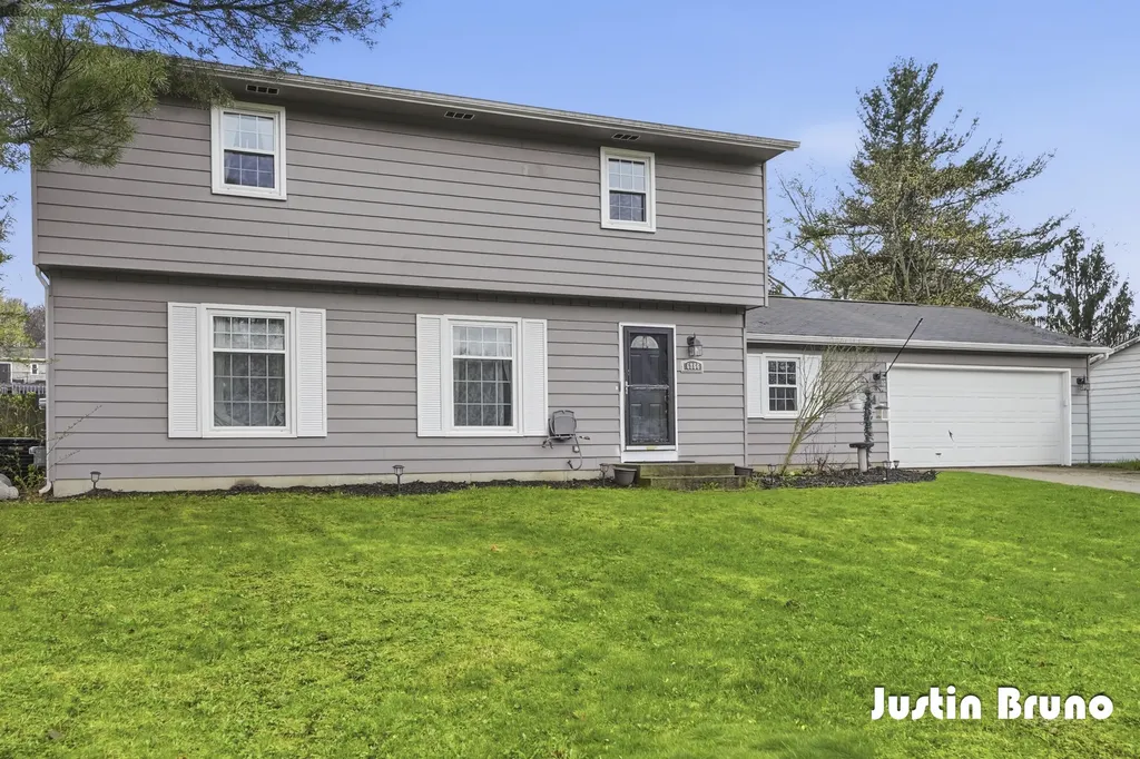6866 Adaside Drive SE Ada Township MI 49301