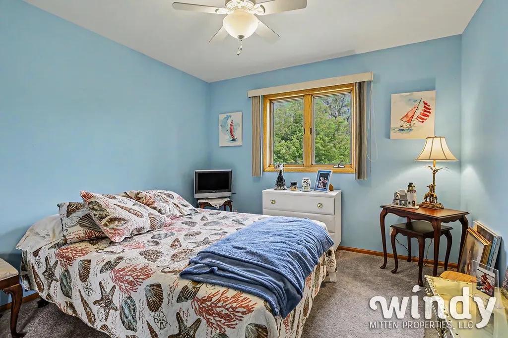 5005 Shoreview Drive Coloma Charter Township MI 49038