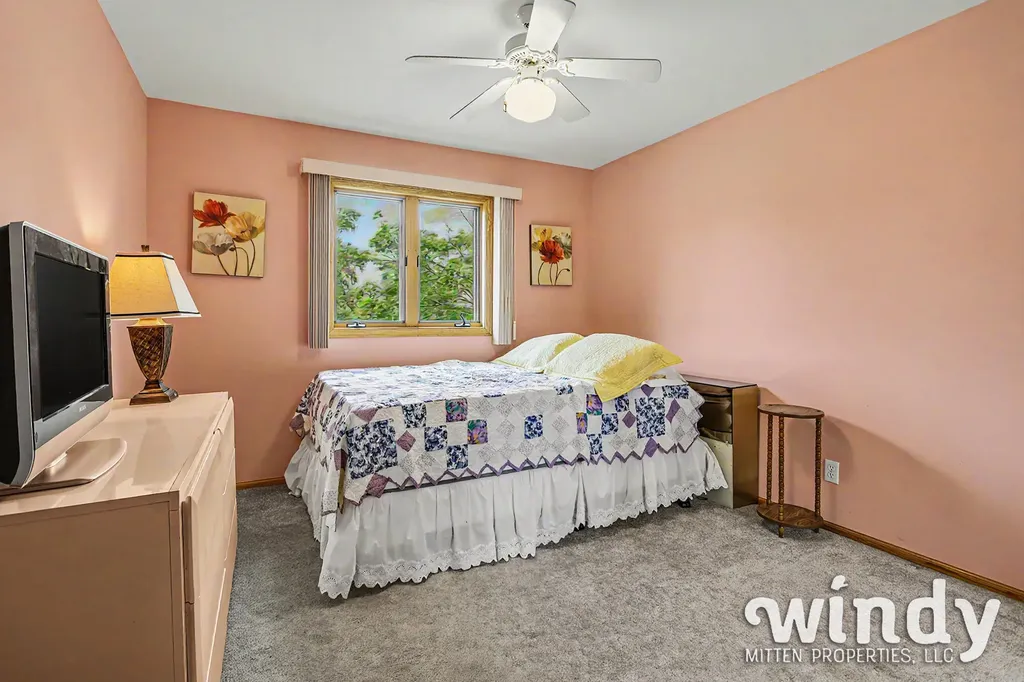 5005 Shoreview Drive Coloma Charter Township MI 49038