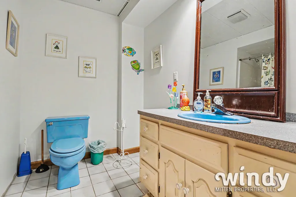 5005 Shoreview Drive Coloma Charter Township MI 49038