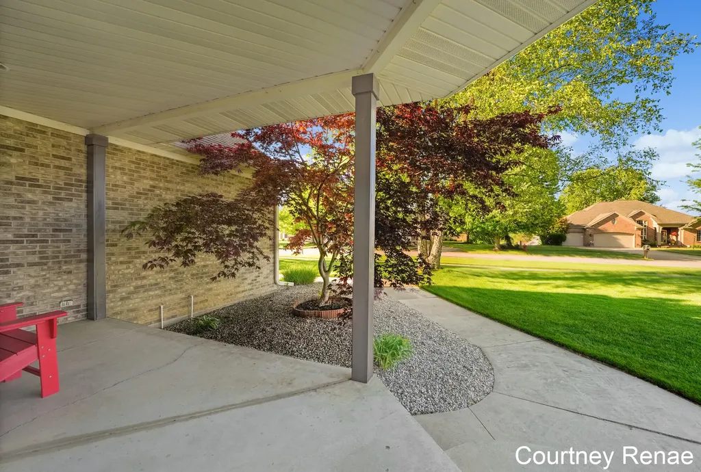 7730 Broadview Drive SE Caledonia Township MI 49316