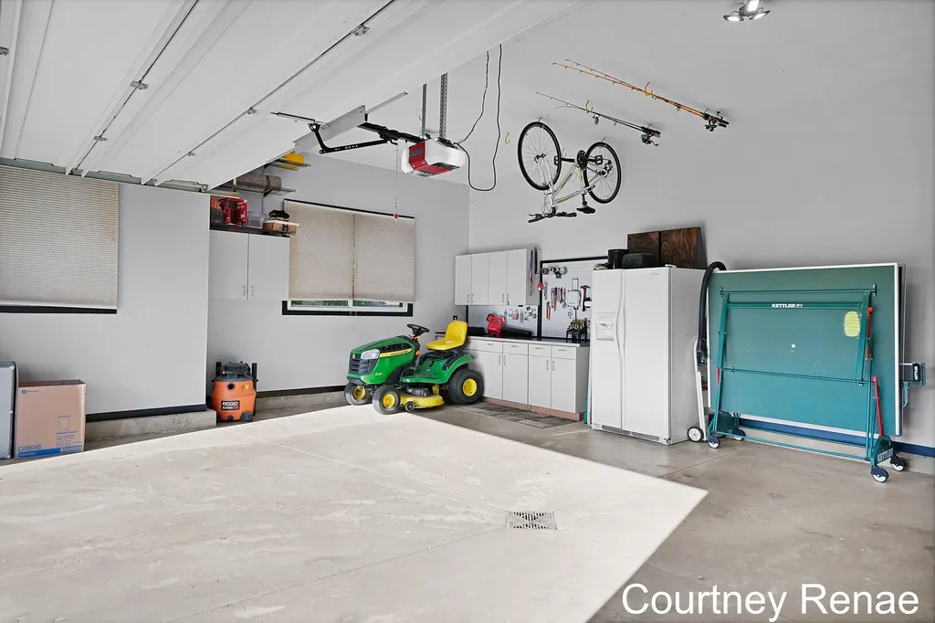 7730 Broadview Drive SE Caledonia Township MI 49316