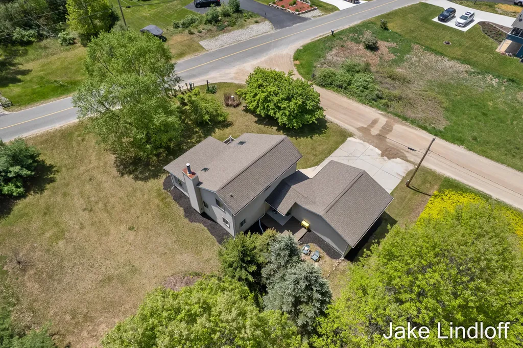 11014 E Royal Road Morton Township MI 49346