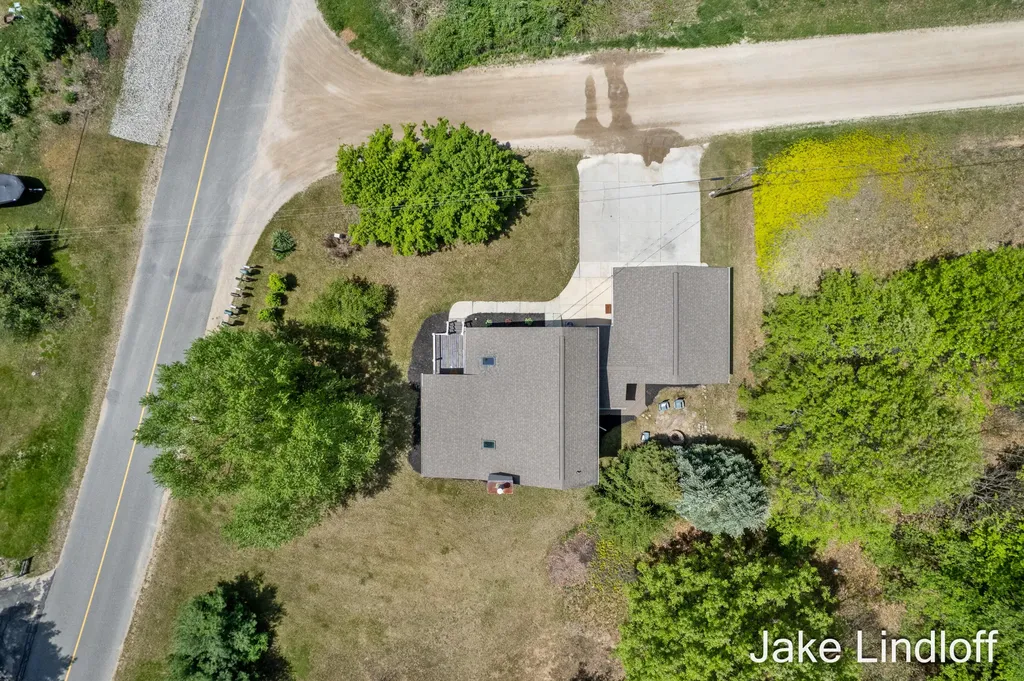 11014 E Royal Road Morton Township MI 49346