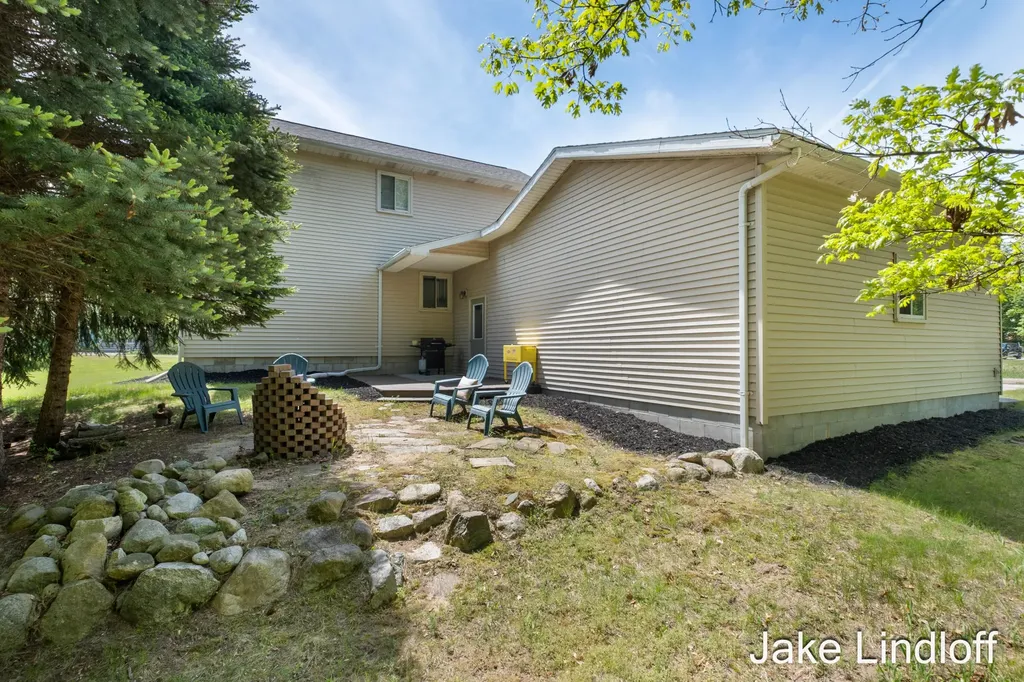 11014 E Royal Road Morton Township MI 49346