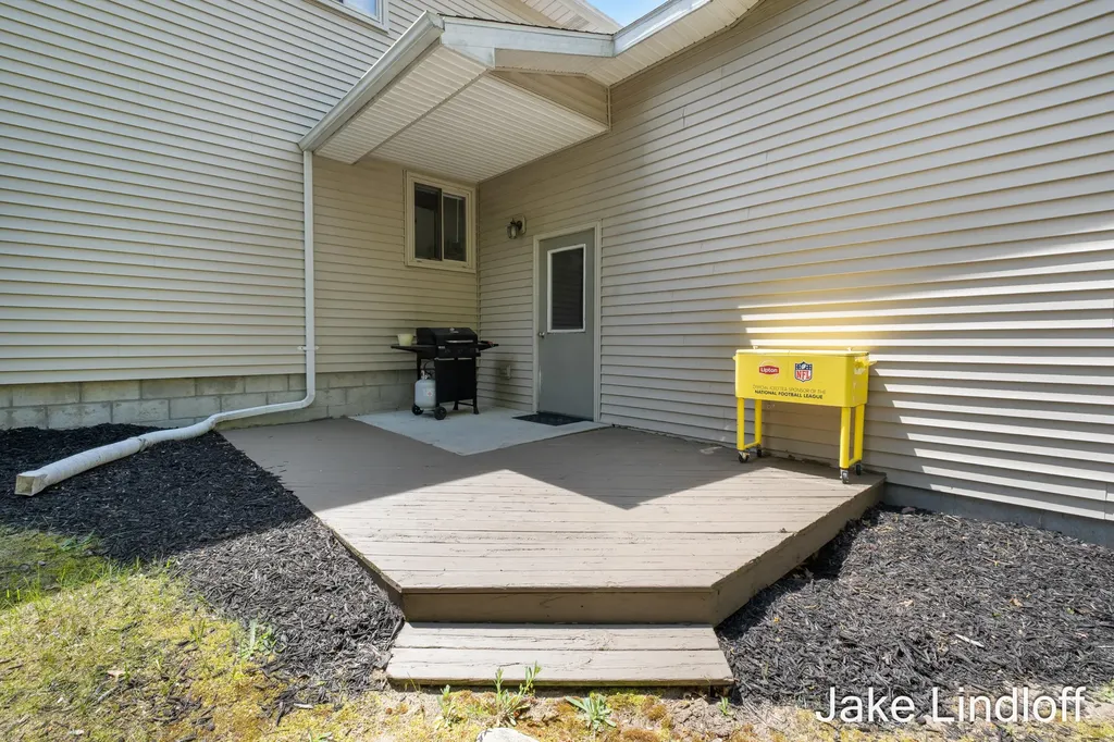 11014 E Royal Road Morton Township MI 49346