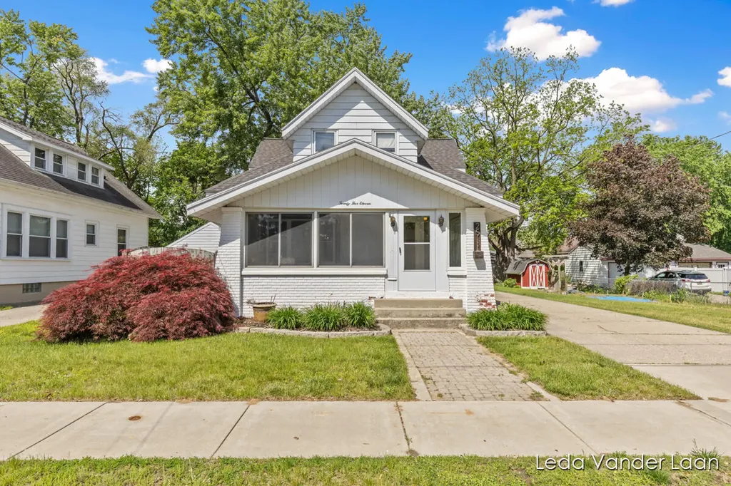 2511 Wyoming Avenue SW Wyoming City MI 49519