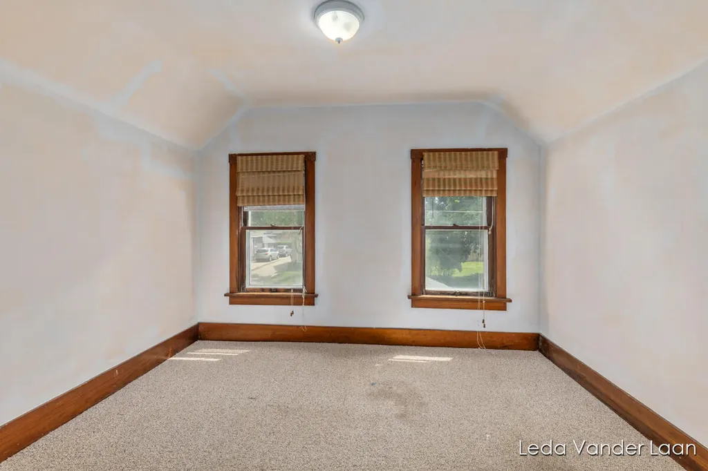 2511 Wyoming Avenue SW Wyoming City MI 49519