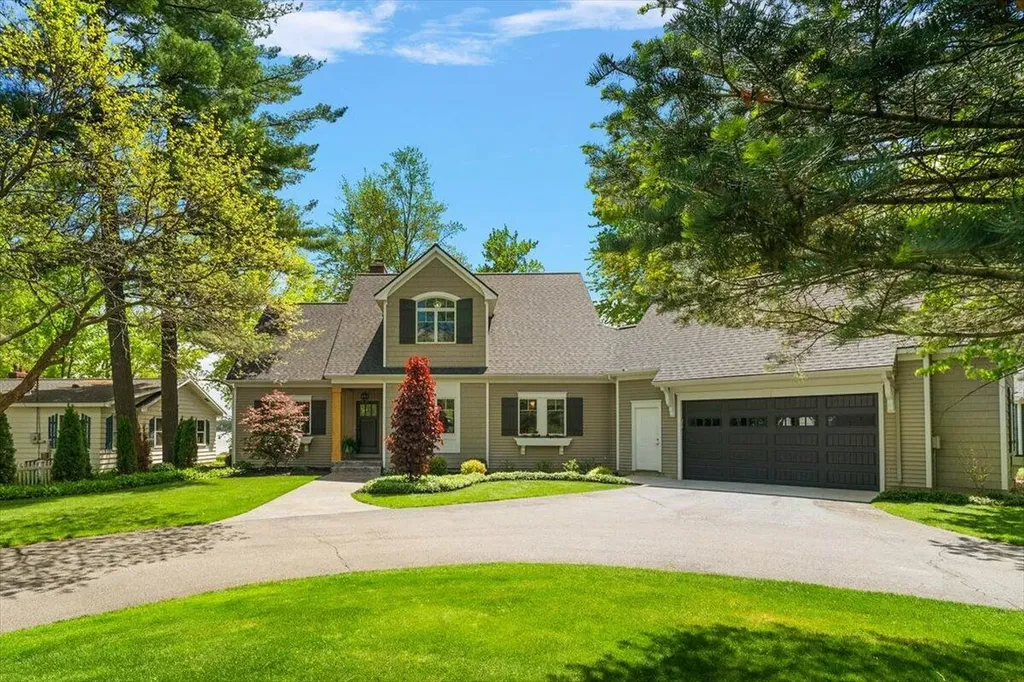3343 N Shore Drive Pierson Township MI 49339