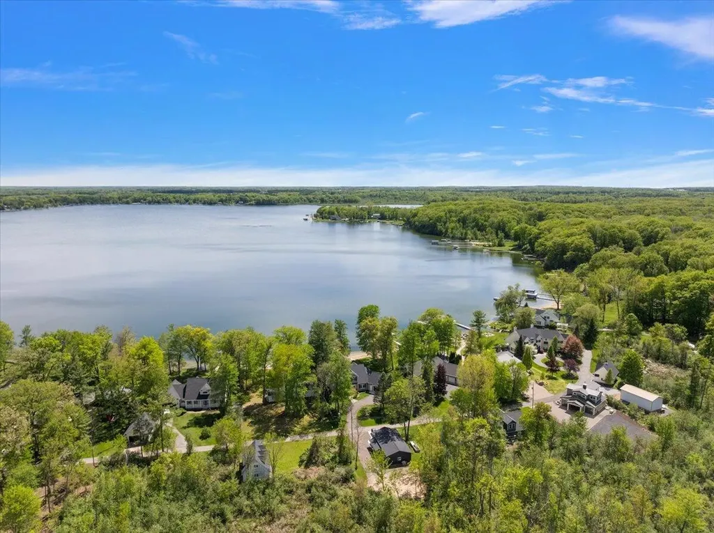 3343 N Shore Drive Pierson Township MI 49339