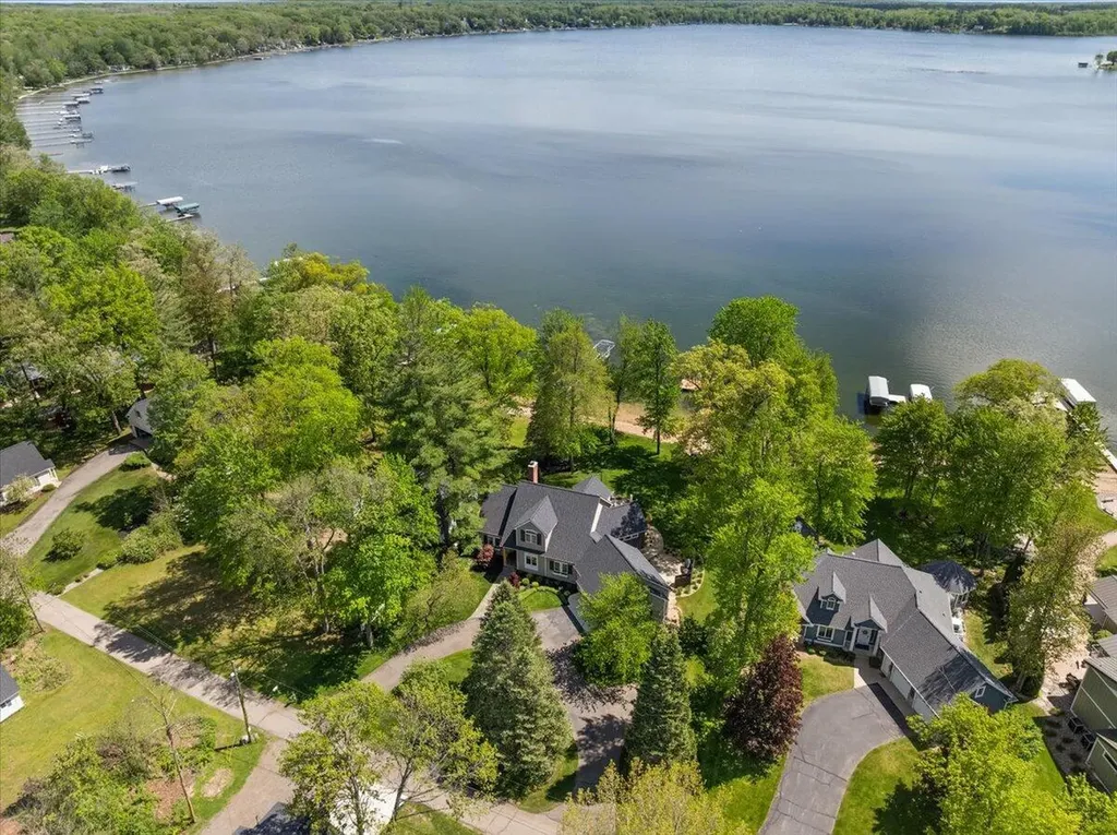 3343 N Shore Drive Pierson Township MI 49339