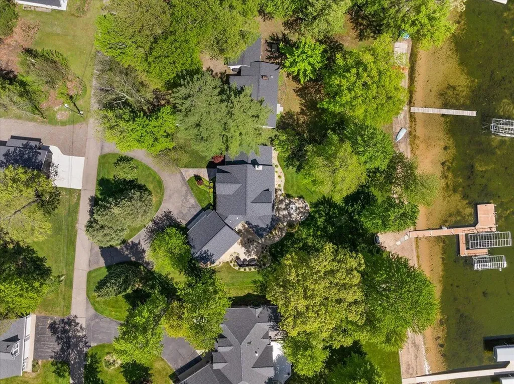 3343 N Shore Drive Pierson Township MI 49339
