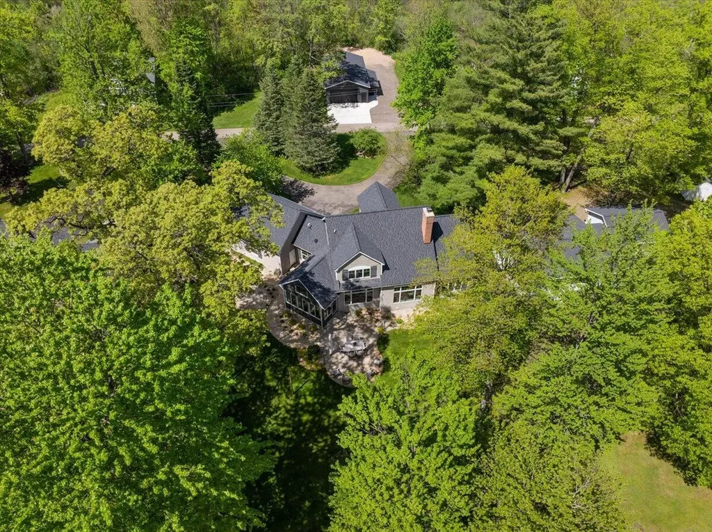 3343 N Shore Drive Pierson Township MI 49339