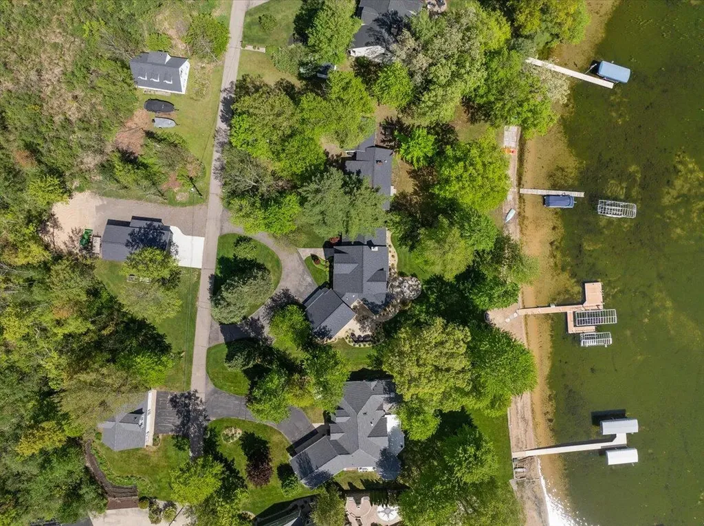 3343 N Shore Drive Pierson Township MI 49339