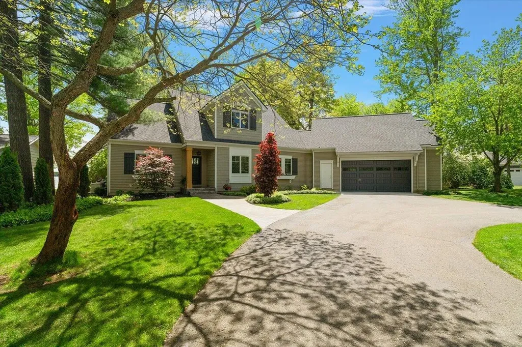 3343 N Shore Drive Pierson Township MI 49339