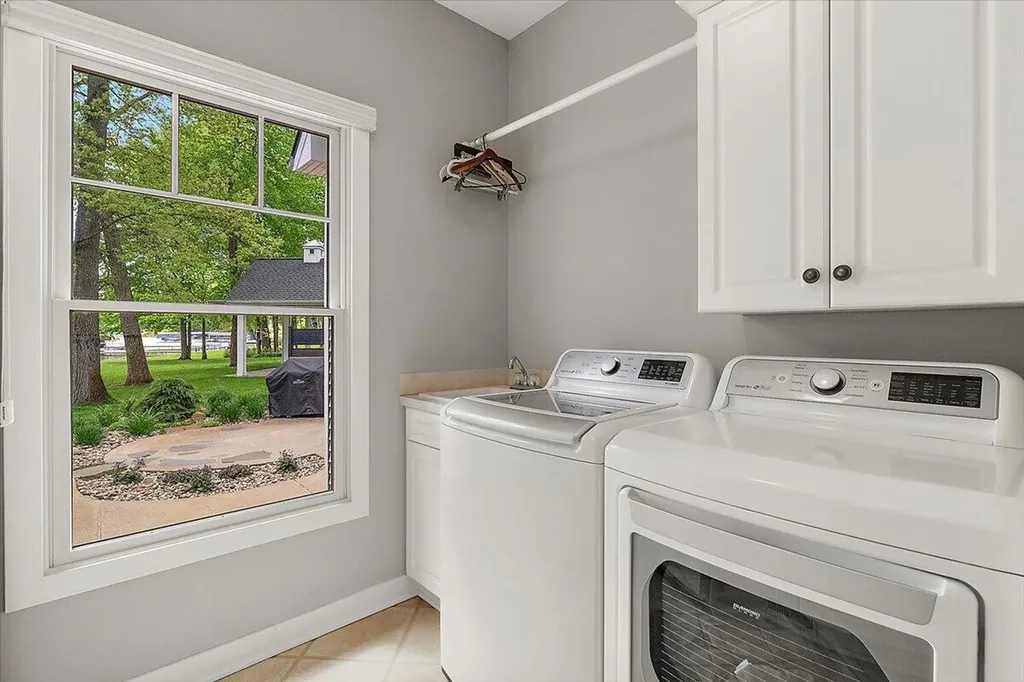 3343 N Shore Drive Pierson Township MI 49339
