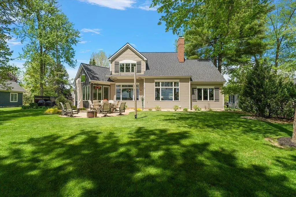 3343 N Shore Drive Pierson Township MI 49339