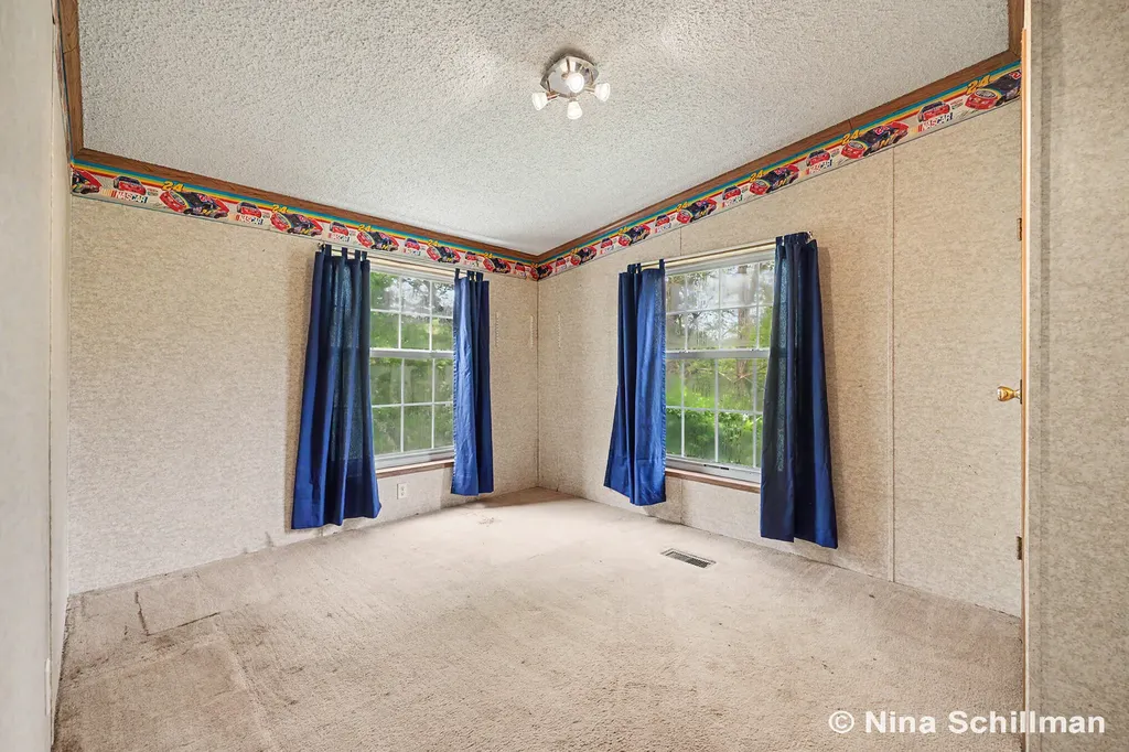 12150 Woodland Park Drive NE Grattan Township MI 48809