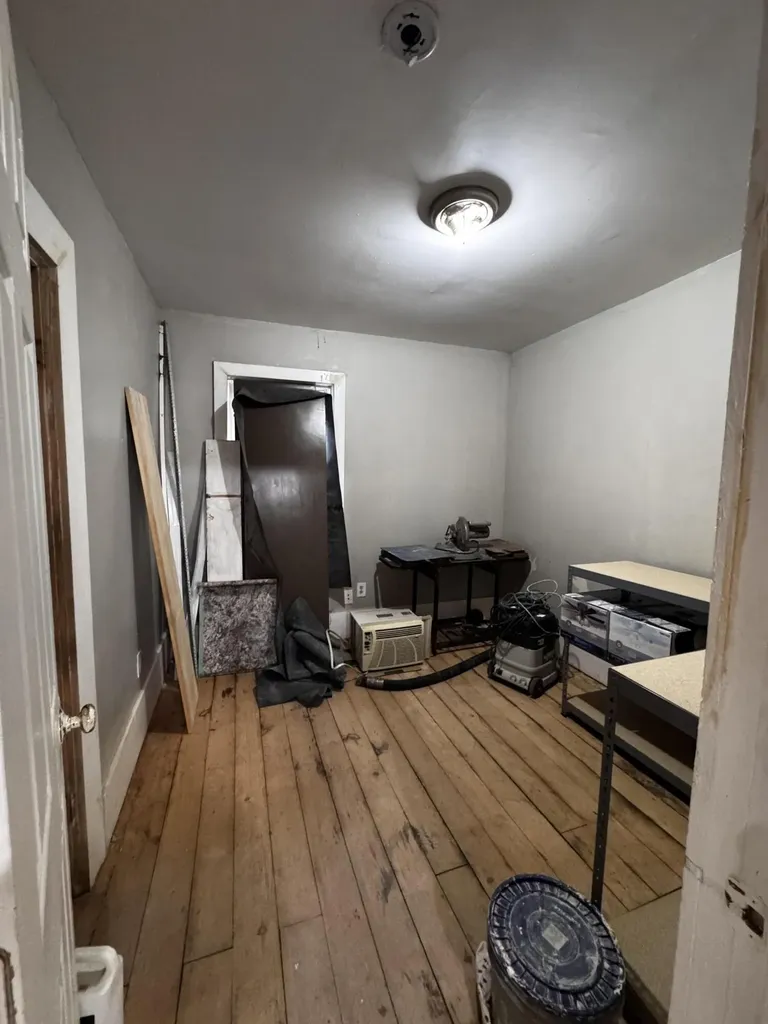 718 Sherman Street SE Grand Rapids City MI 49503