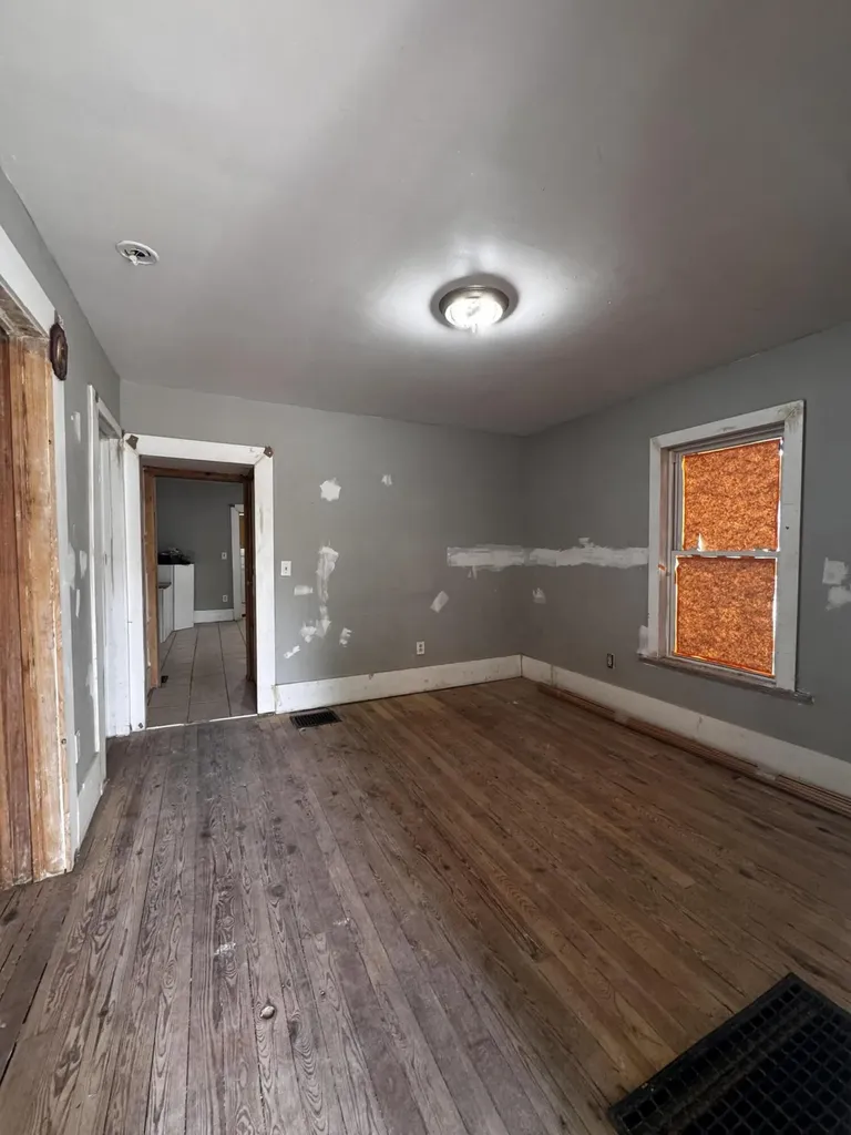 718 Sherman Street SE Grand Rapids City MI 49503