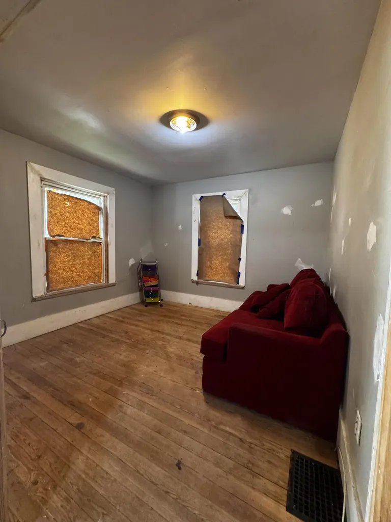 718 Sherman Street SE Grand Rapids City MI 49503