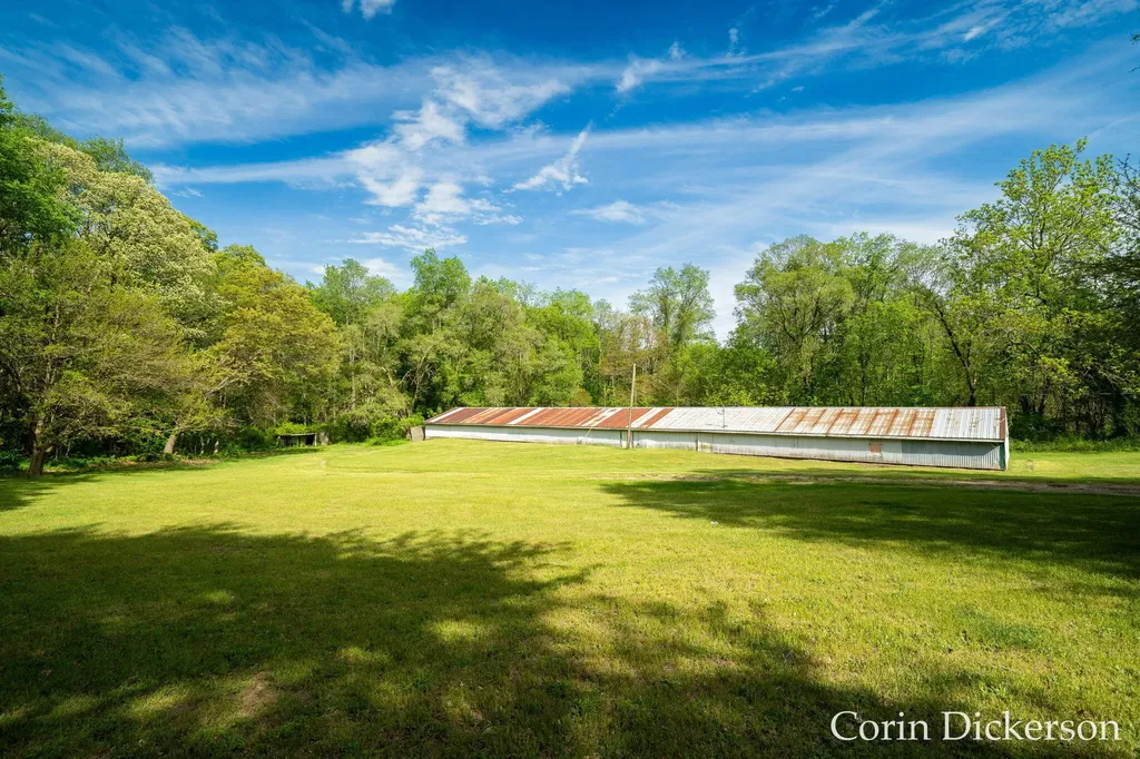 10860 Douglas Avenue Cooper Charter Township MI 49080