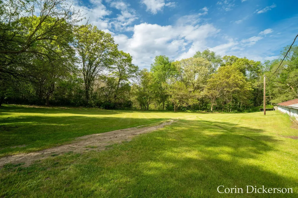10860 Douglas Avenue Cooper Charter Township MI 49080