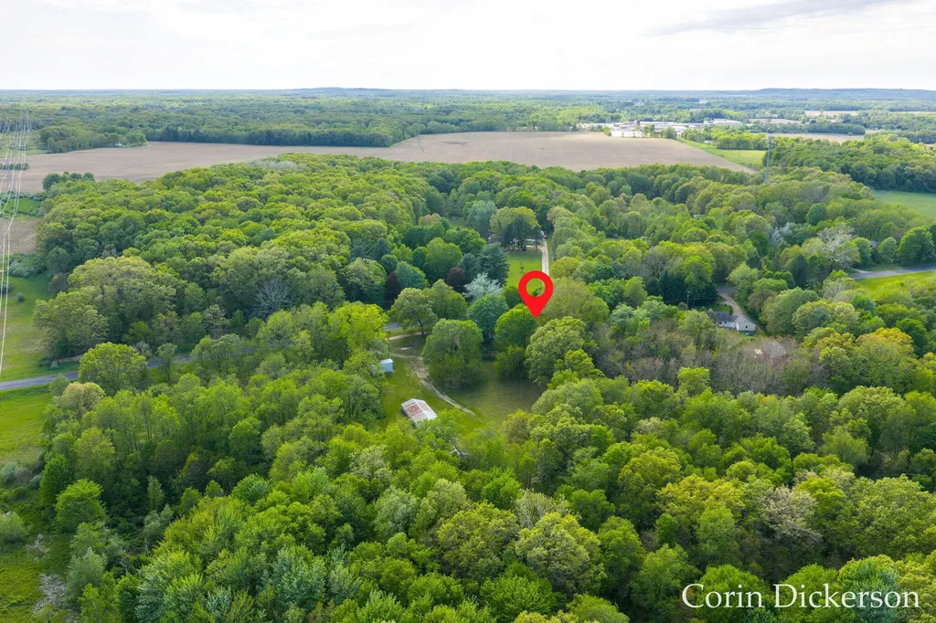 10860 Douglas Avenue Cooper Charter Township MI 49080