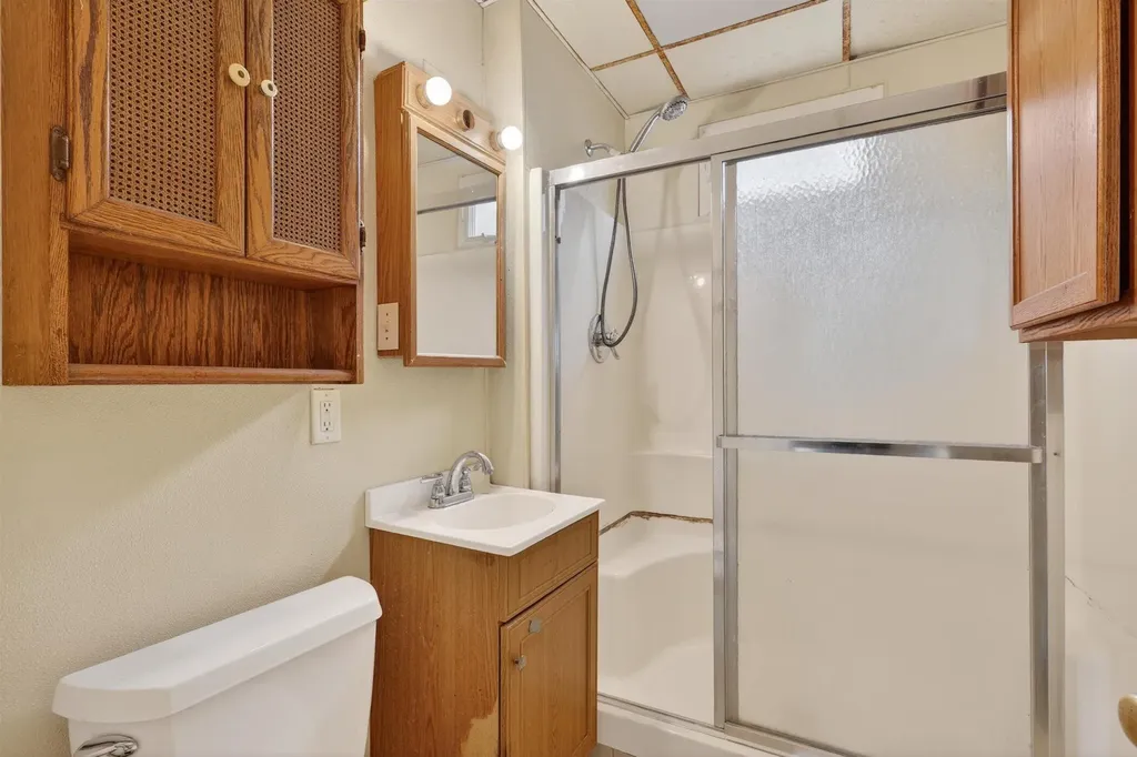 1121 Crosby Street NW Grand Rapids City MI 49504