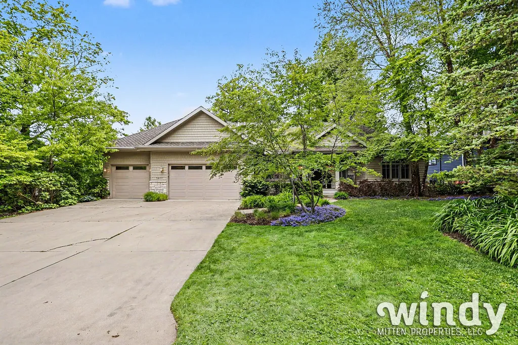 7897 Lakewood Drive Coloma Charter Township MI 49038