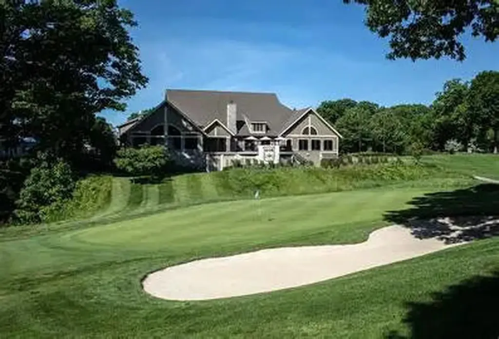 7897 Lakewood Drive Coloma Charter Township MI 49038