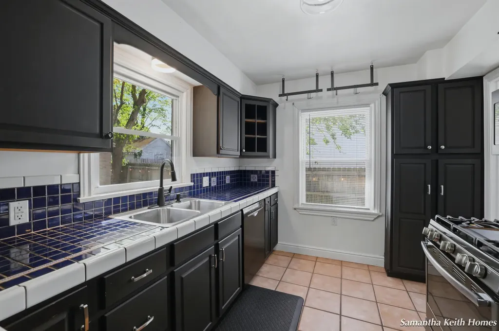146 Alten Avenue NE Grand Rapids City MI 49503