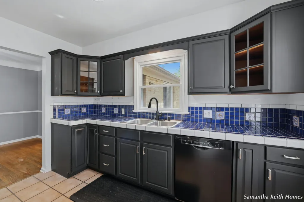 146 Alten Avenue NE Grand Rapids City MI 49503
