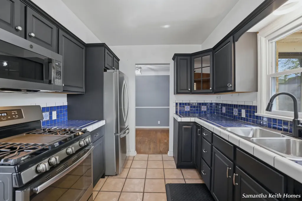 146 Alten Avenue NE Grand Rapids City MI 49503